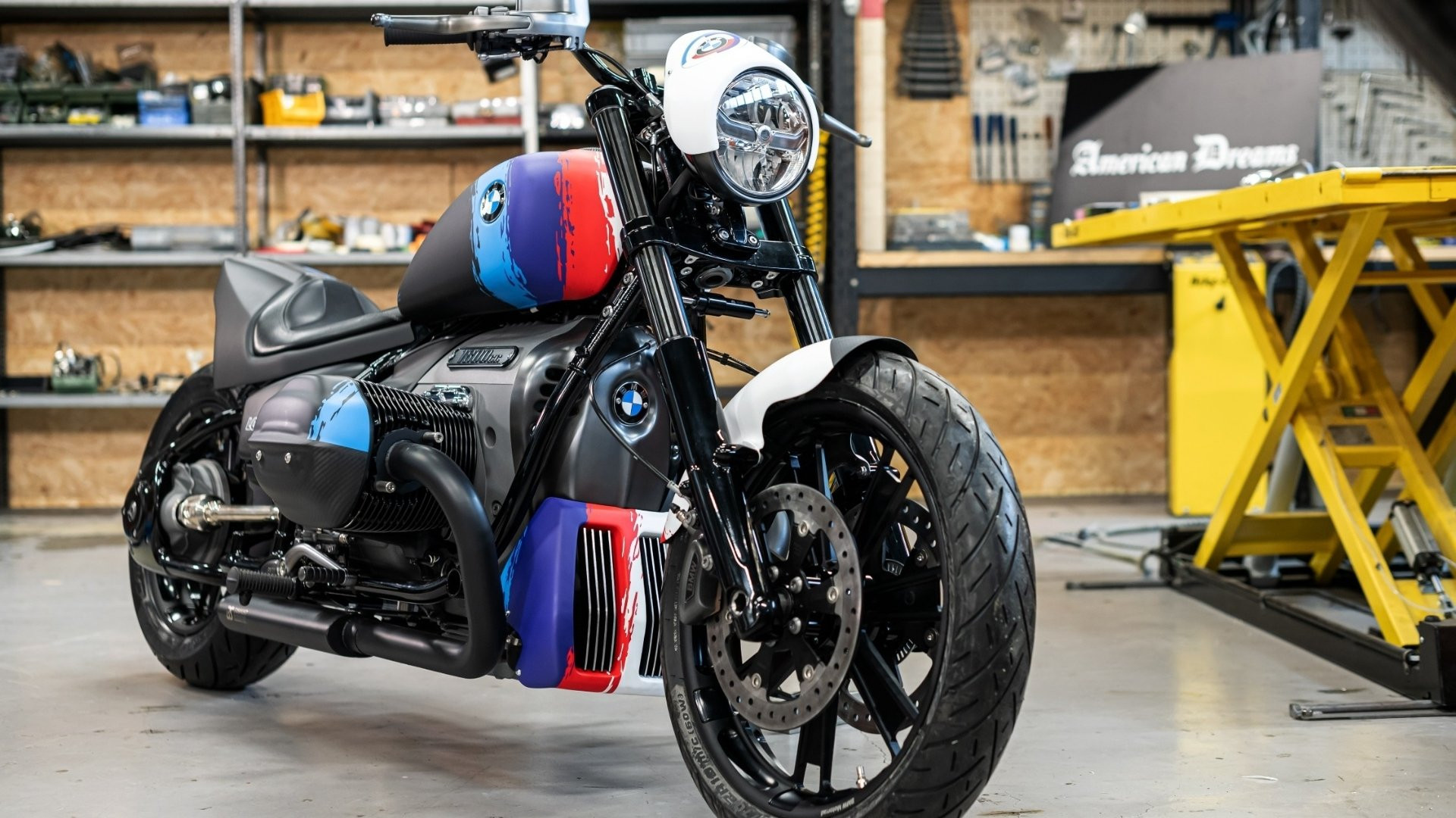 Explore the BMW R 18 One Eight “C” at BMW Motorcycles of Temecula: A Masterpiece of Motorrad Engineering